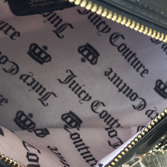 Juicy Couture Black Baguette Barrel Bag Gold Chain Heart Charm Y2K Glam NWT - Picture 10 of 10